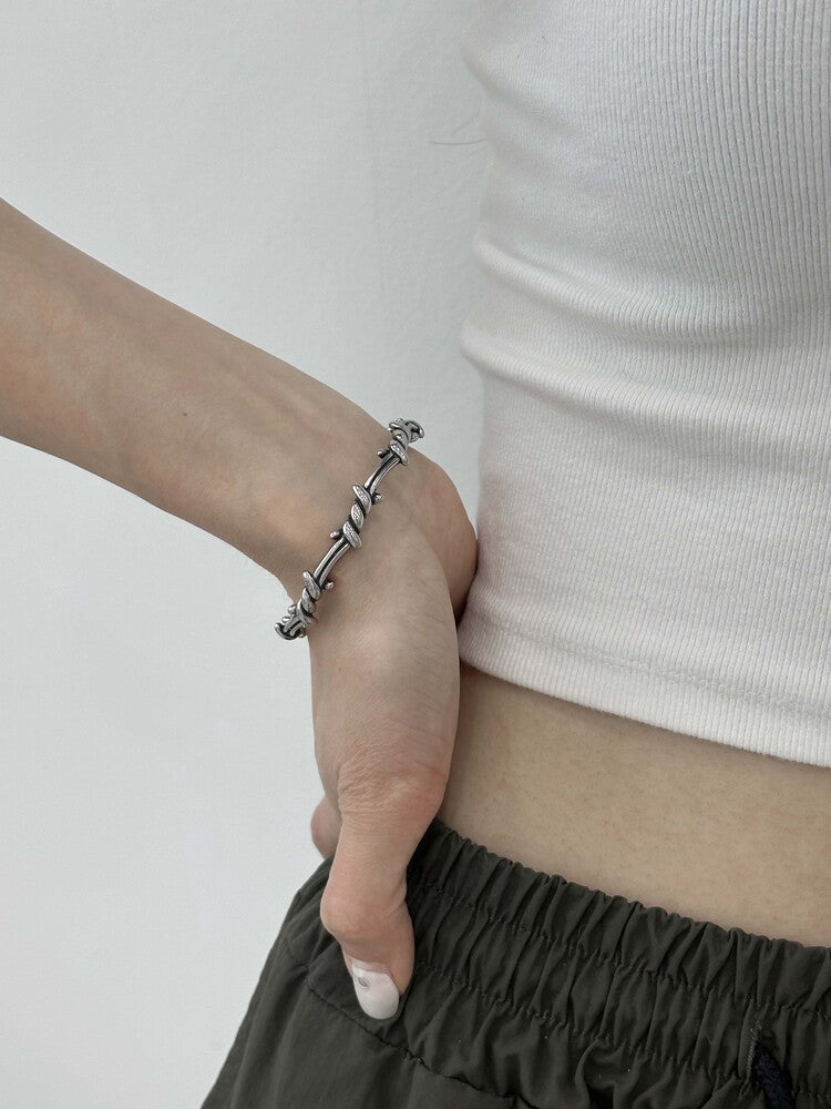 韓國選物🇰🇷 OFUSE Thorn Bangle Bracelet [BABYMONSTER ASA/aespa Giselle同款]
