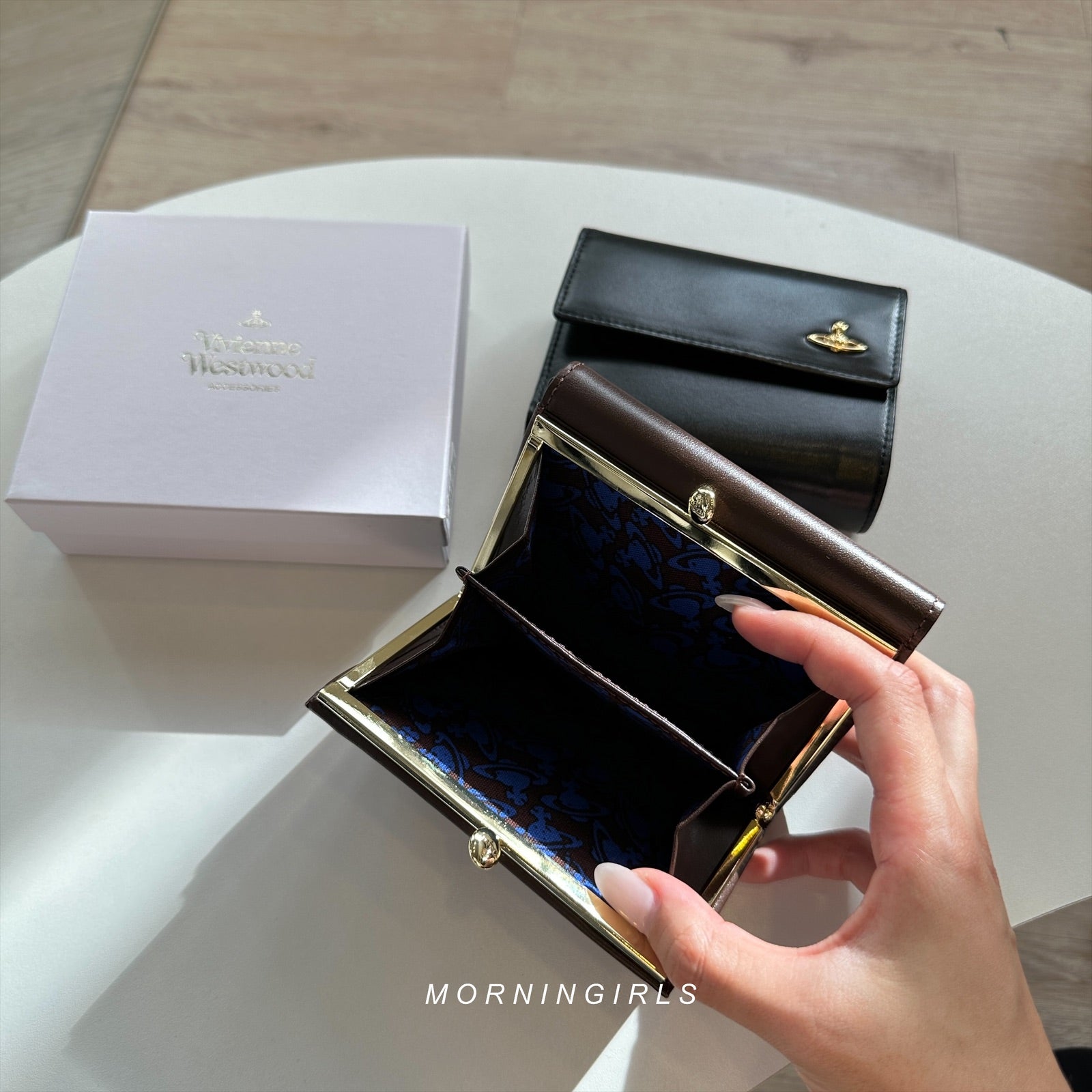 Vivienne Westwood 復古系列三層銀包[日本限定] – morningirls